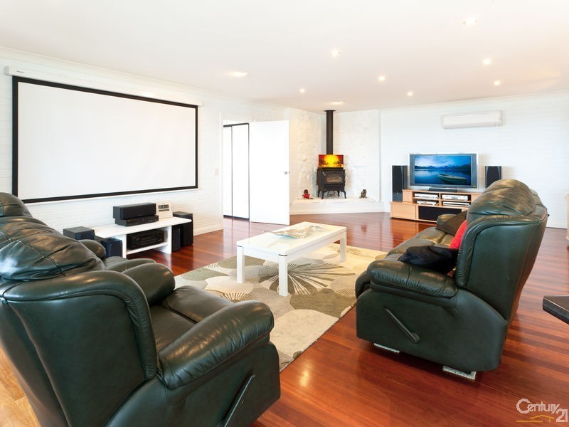 4 Mummaga Way, Dalmeny NSW 2546