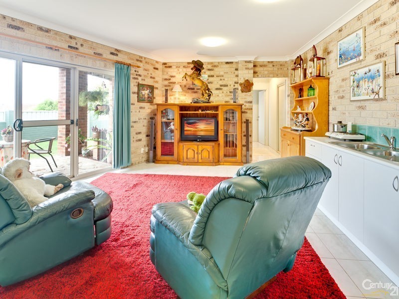 4 Mummaga Way, Dalmeny NSW 2546