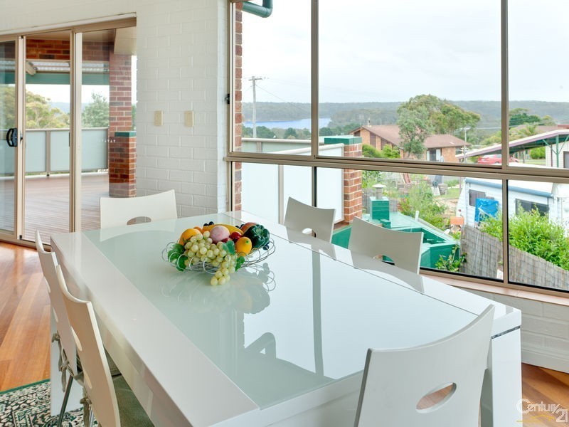 4 Mummaga Way, Dalmeny NSW 2546