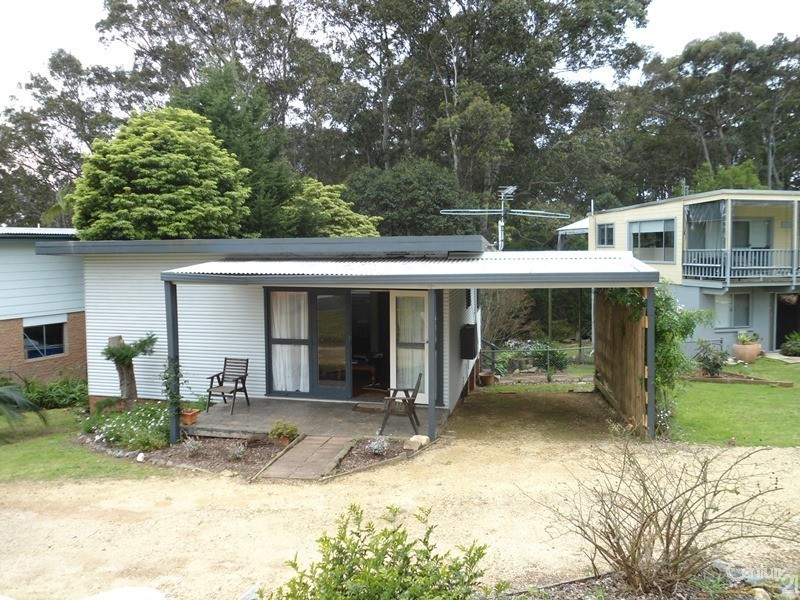12 Cole Crescent, Narooma NSW 2546