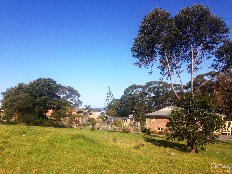 12 Yabbarra Drive, Dalmeny NSW 2546