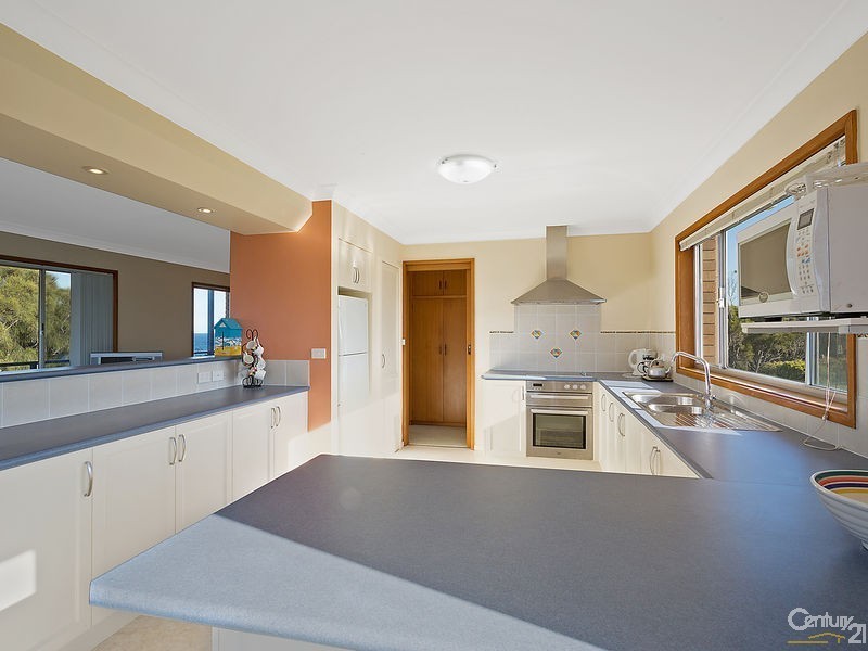 11-13 Jocelyn Street, Dalmeny NSW 2546