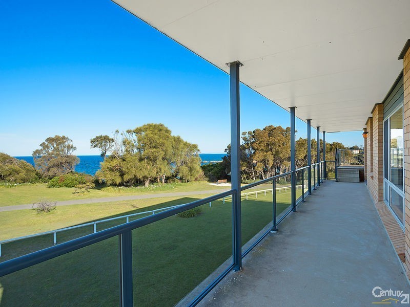 11-13 Jocelyn Street, Dalmeny NSW 2546