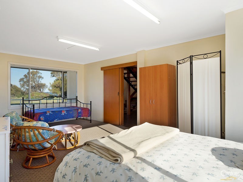 11-13 Jocelyn Street, Dalmeny NSW 2546