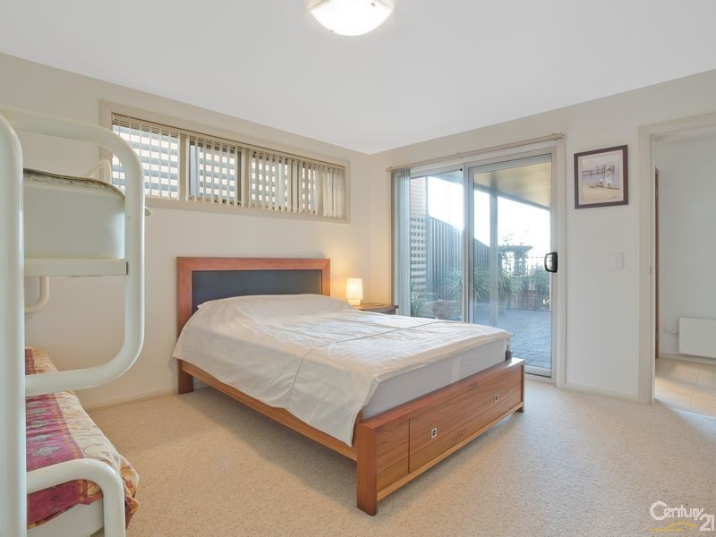 35 Yabbarra Drive, Dalmeny NSW 2546