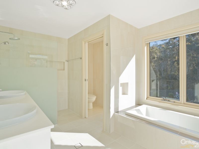 35 Yabbarra Drive, Dalmeny NSW 2546