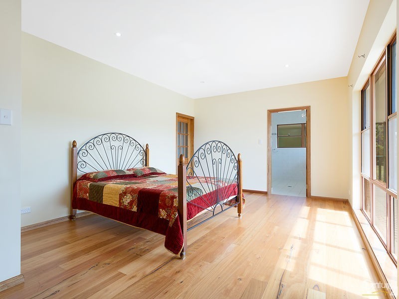 2 Dromedary Terrace, Narooma NSW 2546