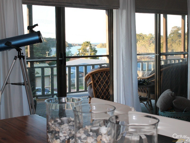 30 Binalong Street, Dalmeny NSW 2546