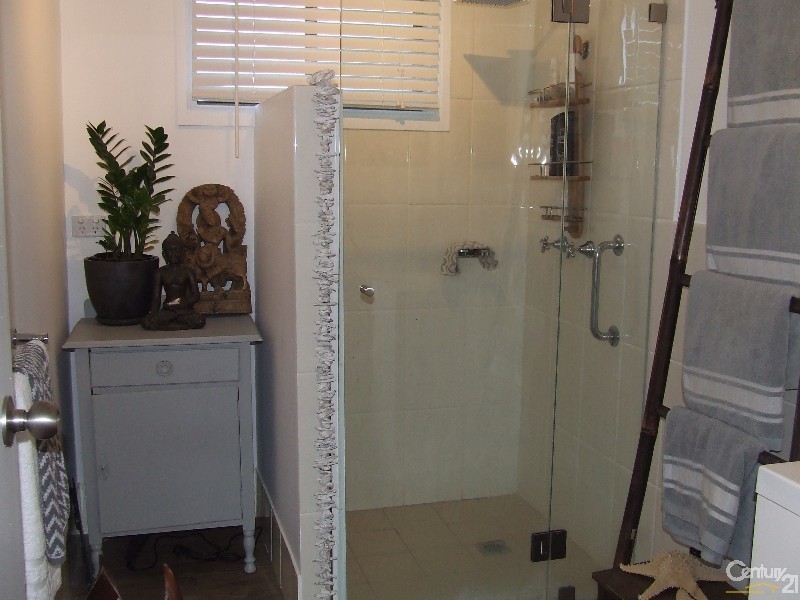 30 Binalong Street, Dalmeny NSW 2546