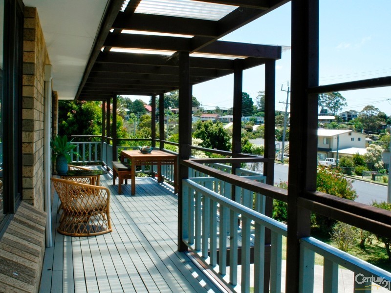 30 Binalong Street, Dalmeny NSW 2546