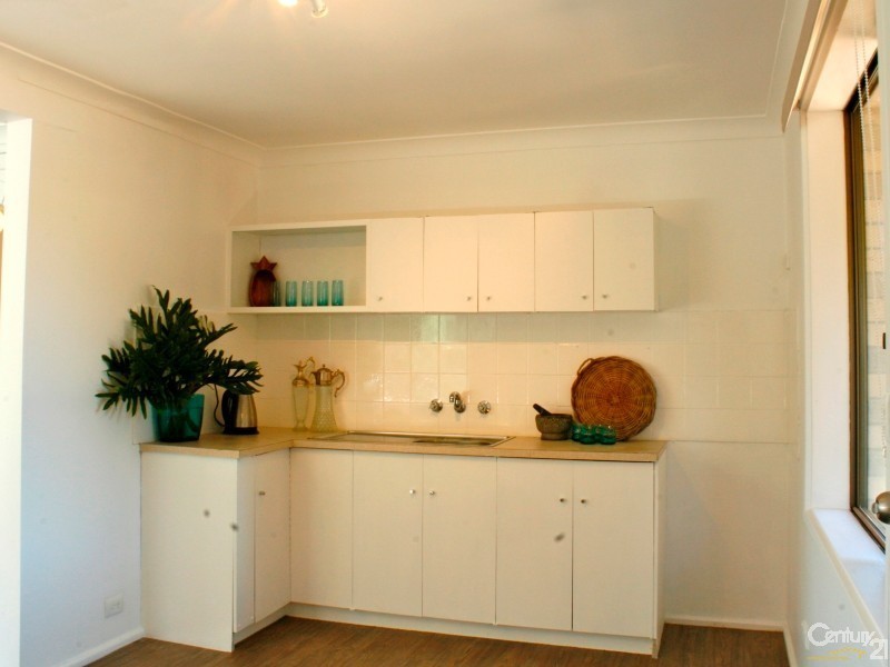 30 Binalong Street, Dalmeny NSW 2546