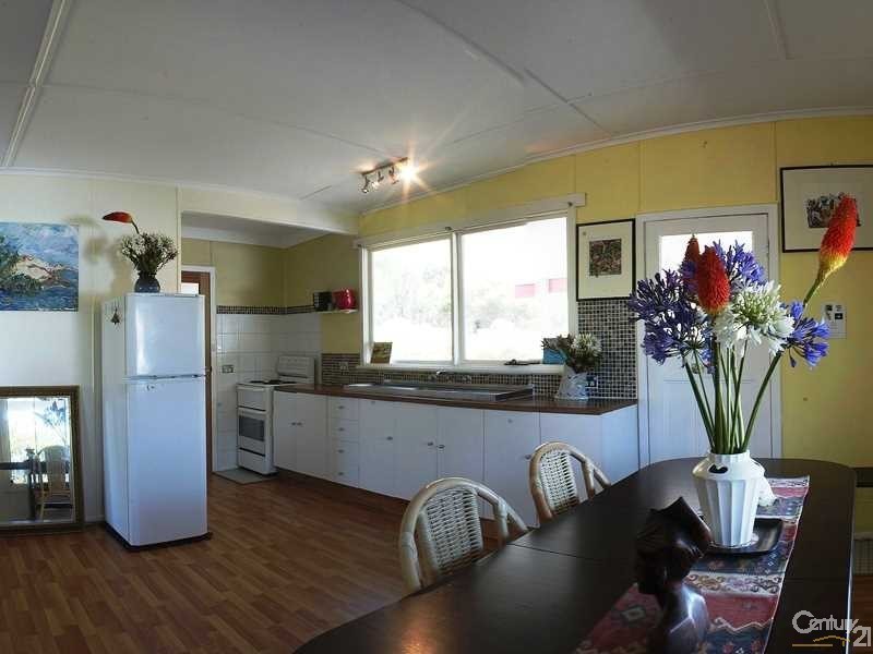 11 Mummaga Way, Dalmeny NSW 2546