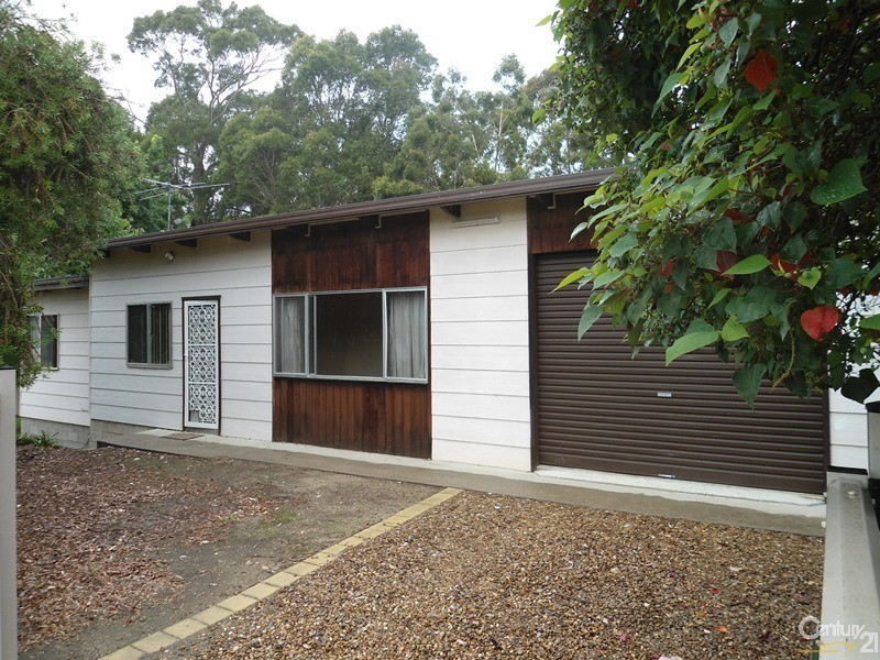 4 Laidley St, Bodalla NSW 2545
