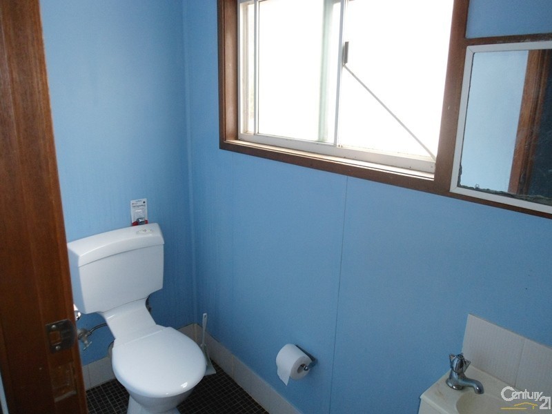 4 Laidley St, Bodalla NSW 2545