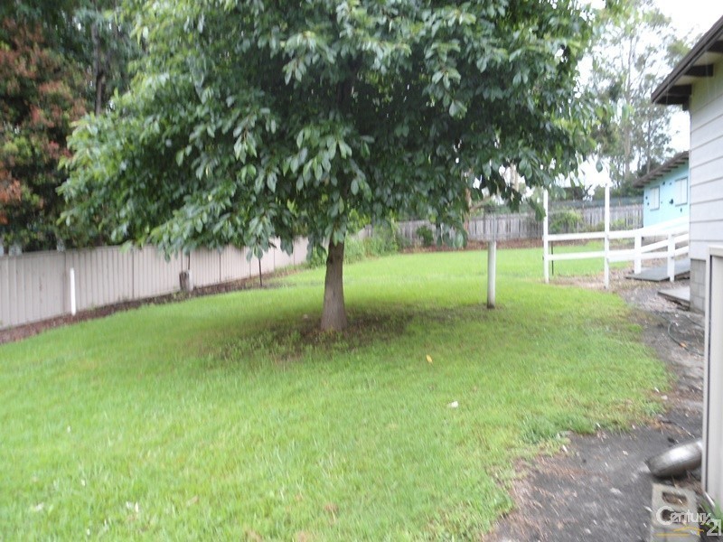 4 Laidley St, Bodalla NSW 2545