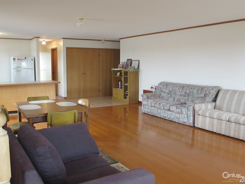 9 Harrison Street, Dalmeny NSW 2546