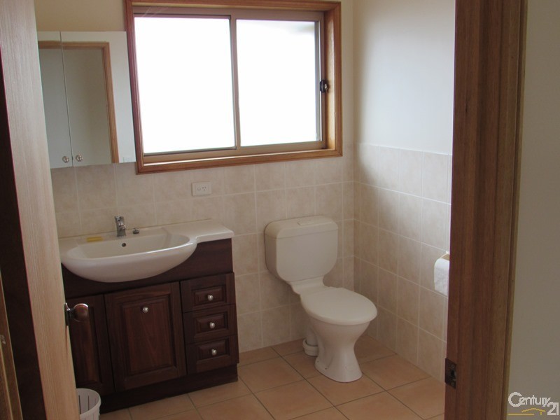 9 Harrison Street, Dalmeny NSW 2546