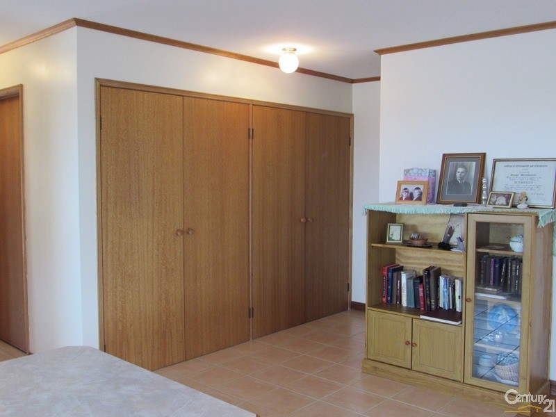 9 Harrison Street, Dalmeny NSW 2546