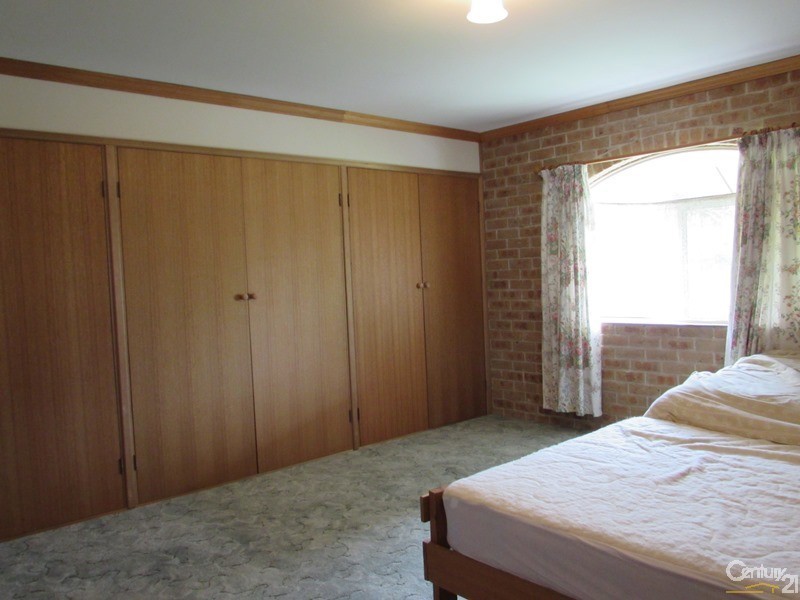 9 Harrison Street, Dalmeny NSW 2546