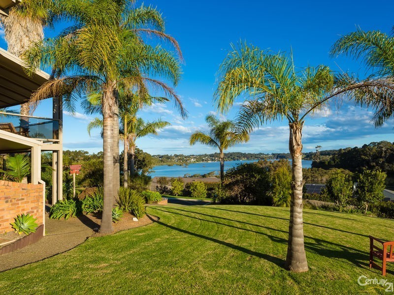7 Alexander Place, Narooma NSW 2546