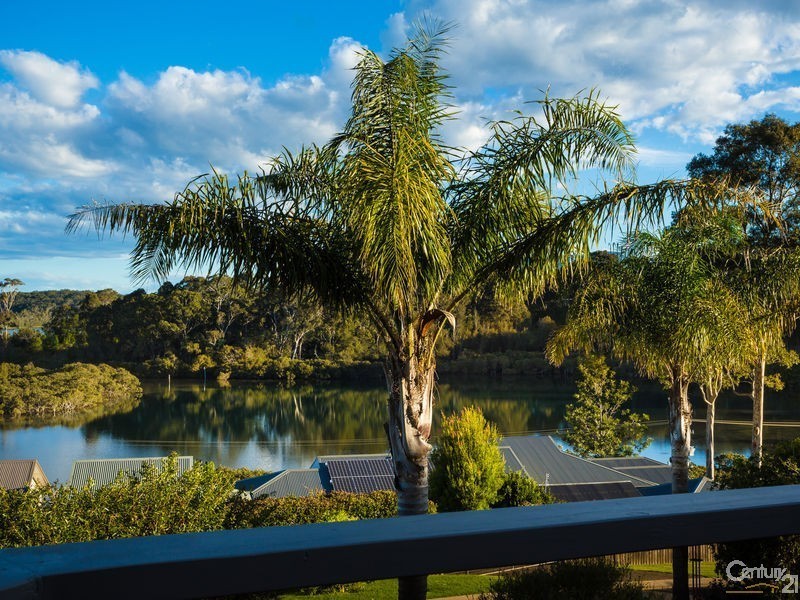 7 Alexander Place, Narooma NSW 2546