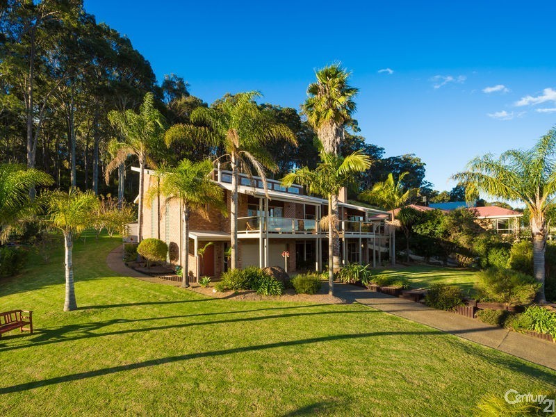7 Alexander Place, Narooma NSW 2546