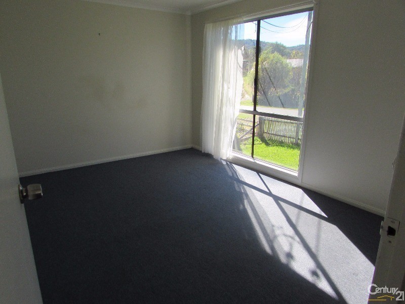 28 Hoyer Street, Cobargo NSW 2550