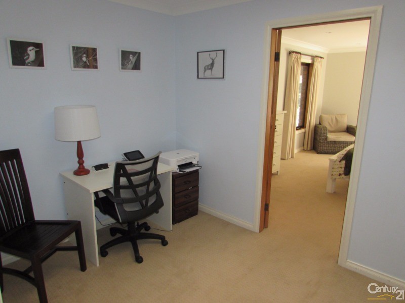 24 Brown Close, Moruya Heads NSW 2537