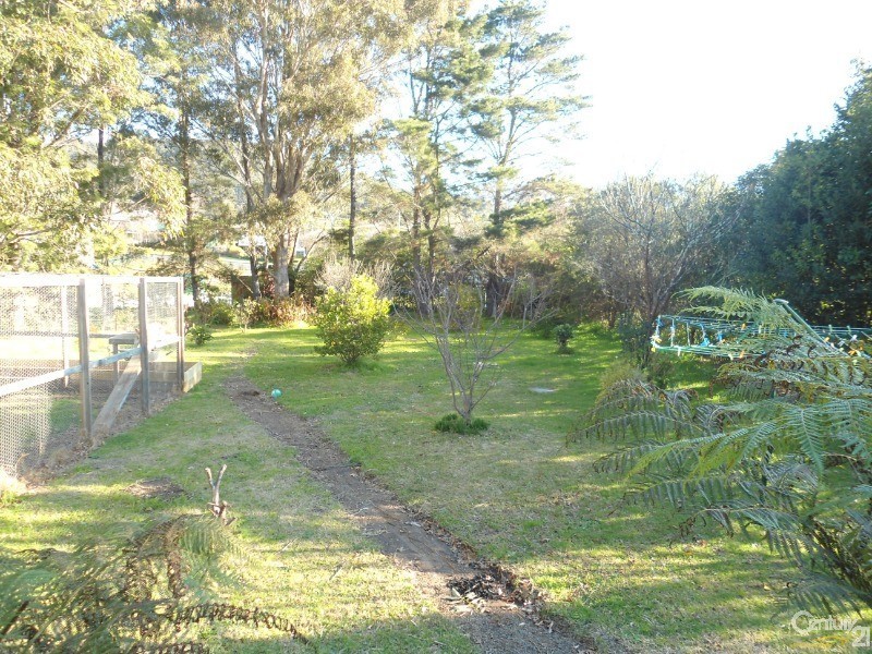 14  Hoyer Street, Cobargo NSW 2550