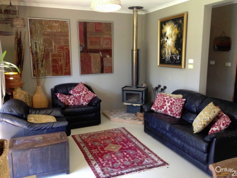 19 Kookaburra Place, Bodalla NSW 2545