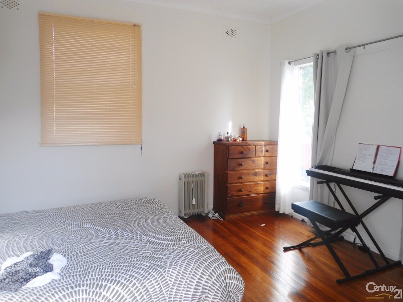 11 Cobargo Bermagui Rd, Cobargo NSW 2550