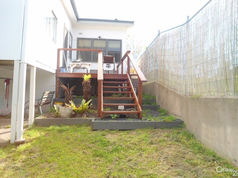 11 Cobargo Bermagui Rd, Cobargo NSW 2550