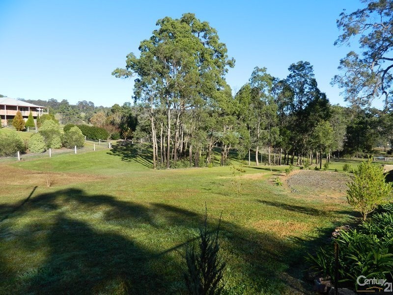 6 Kingfisher Place, Bodalla NSW 2545