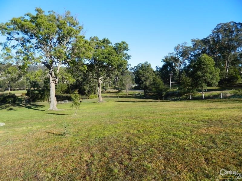 6 Kingfisher Place, Bodalla NSW 2545