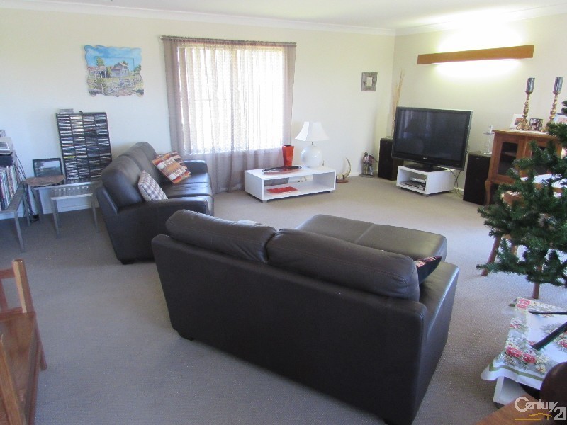 41  Dalmeny Drive, Kianga NSW 2546