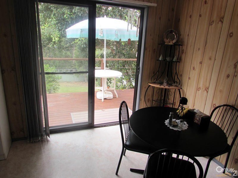 35 Goolara Avenue, Dalmeny NSW 2546