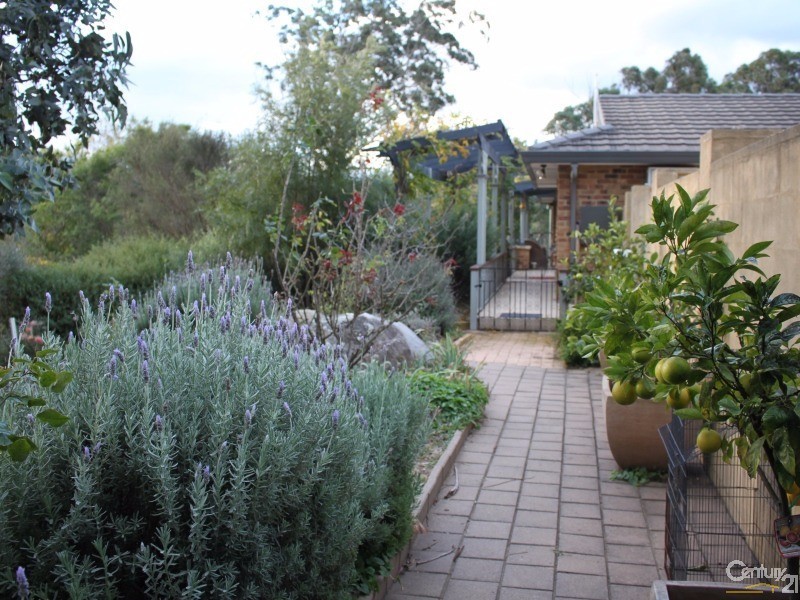 42 Batemans Road, Morans Crossing NSW 2550