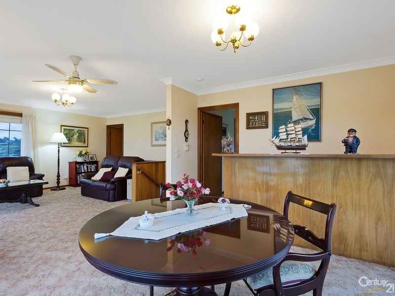 130 Noble Parade, Dalmeny NSW 2546