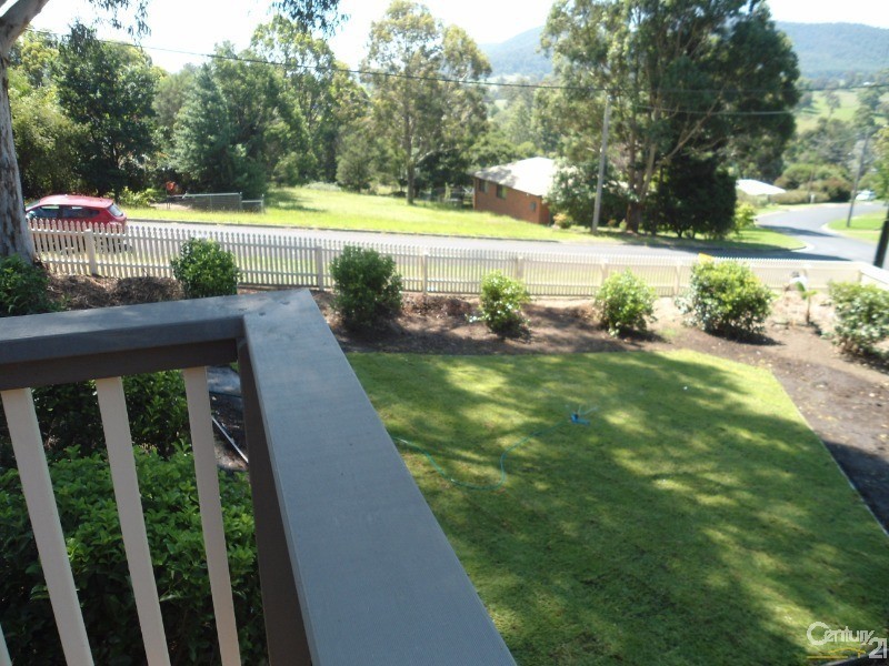 1 Gillespie Street, Cobargo NSW 2550