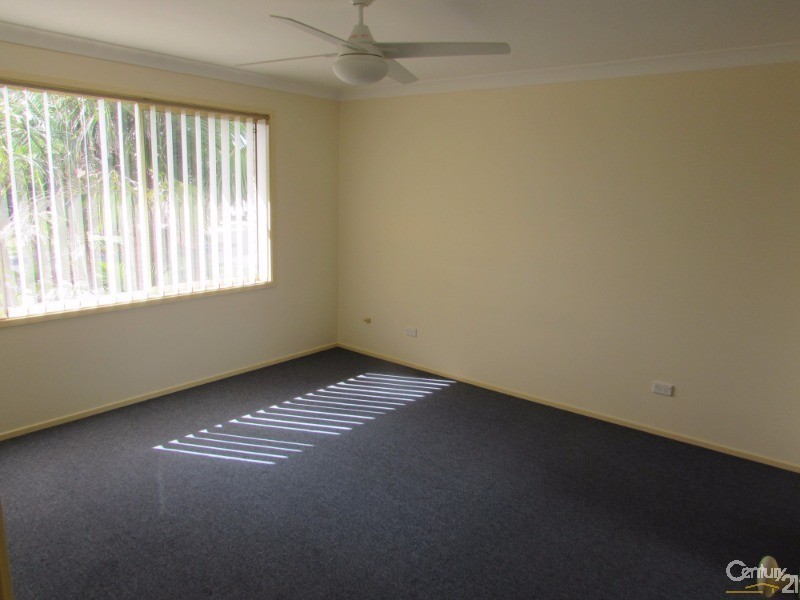 17 Sunset Boulevard, Kianga NSW 2546