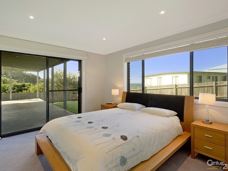 52 Noble Parade, Dalmeny NSW 2546