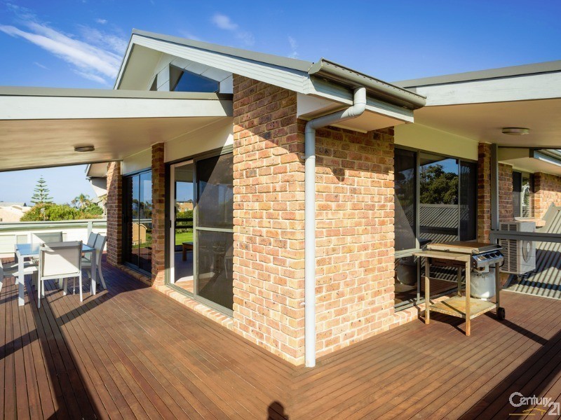 52 Noble Parade, Dalmeny NSW 2546