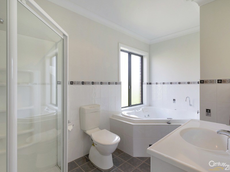52 Noble Parade, Dalmeny NSW 2546