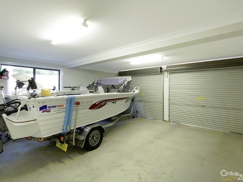 52 Noble Parade, Dalmeny NSW 2546