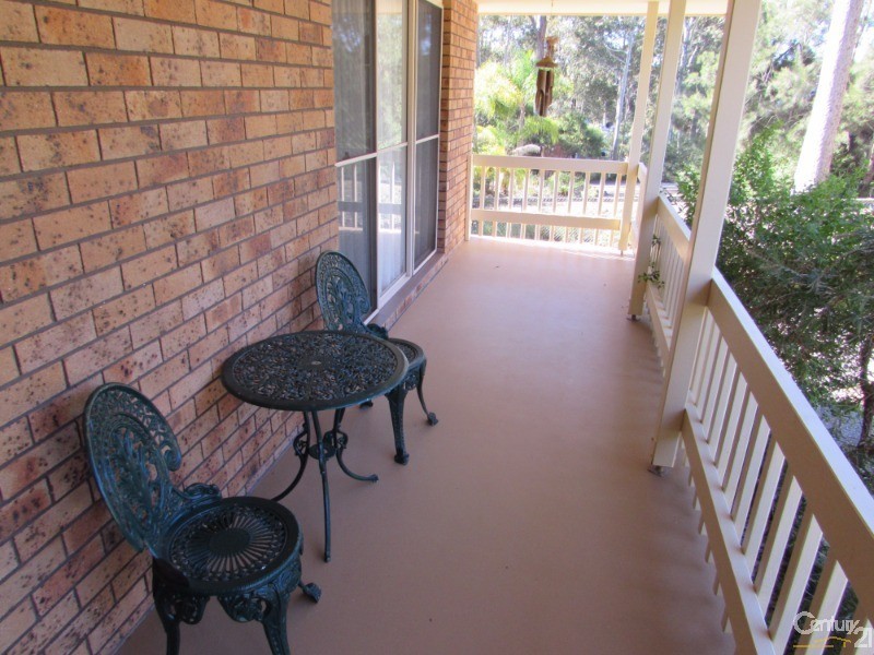 11 Eucalyptus Drive, Dalmeny NSW 2546