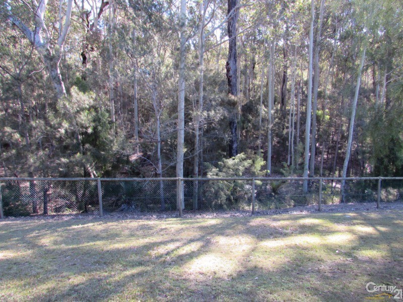 11 Eucalyptus Drive, Dalmeny NSW 2546