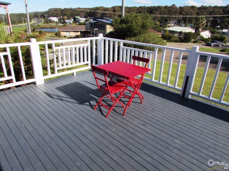 4  Amhurst Street, Dalmeny NSW 2546