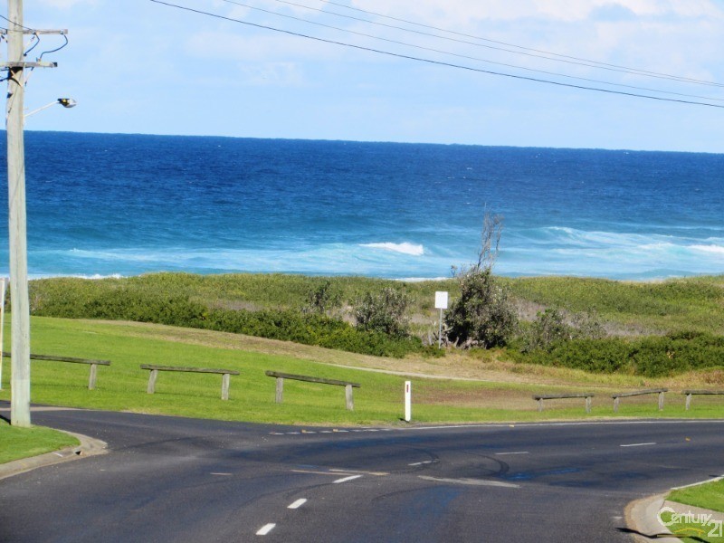 4  Amhurst Street, Dalmeny NSW 2546