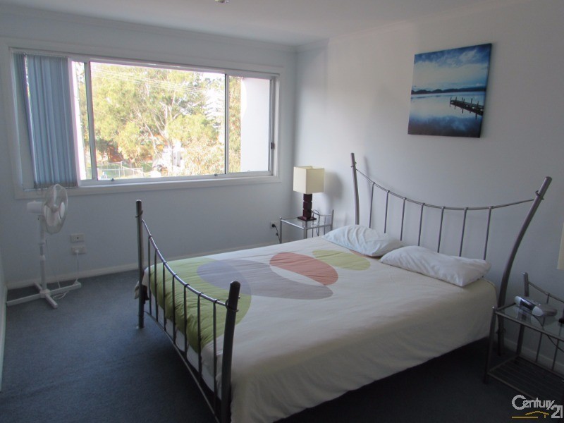 6/4 Princes HIghway (Boardwalk Apts), Narooma NSW 2546