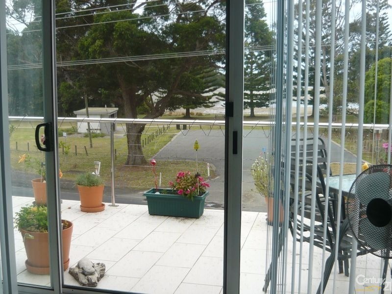 4/4 Princes Highway (Boardwalk Apartments), Narooma NSW 2546